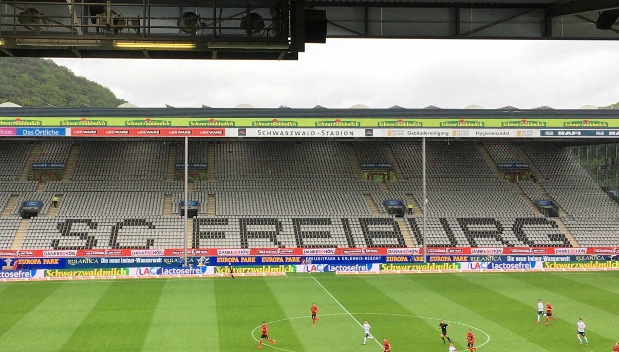 Le SC Fribourg a un nouveau stade mais n&#039;a pas le droit d&#039;y jouer