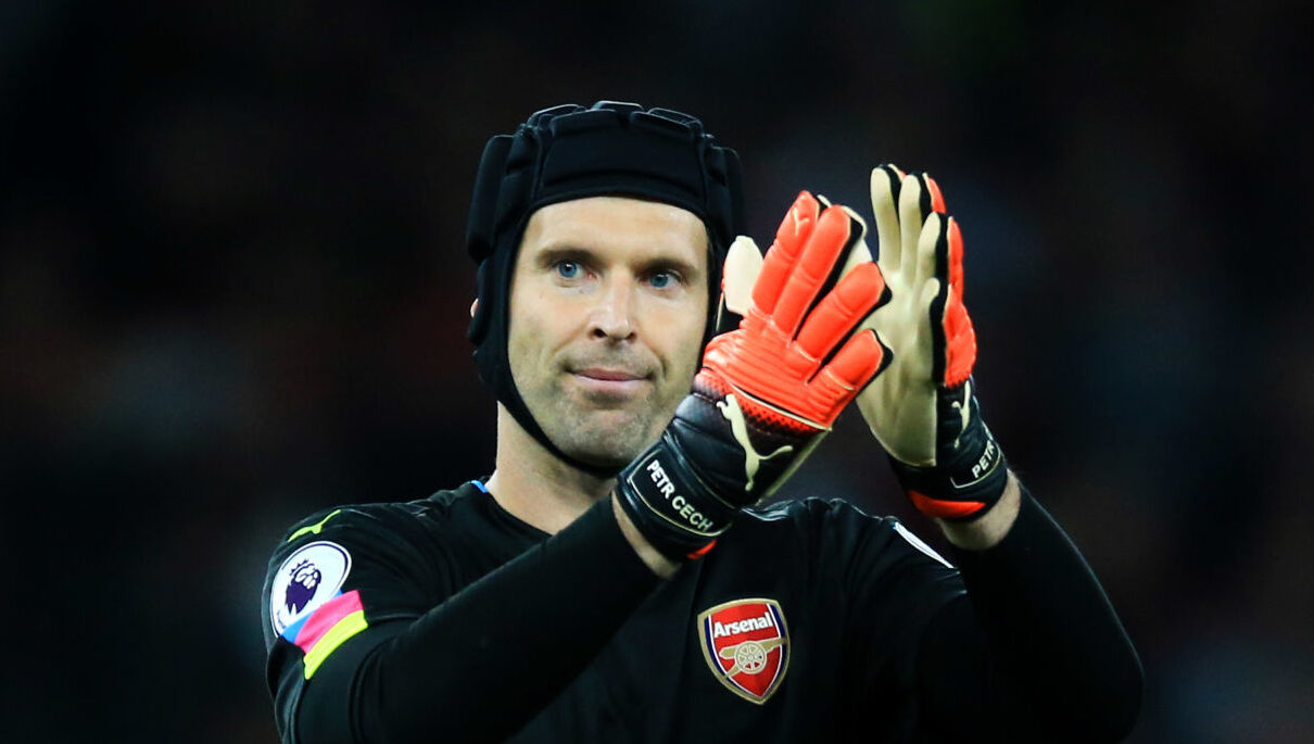 Petr Čech bientôt forcé à sortir de sa retraite sportive ?