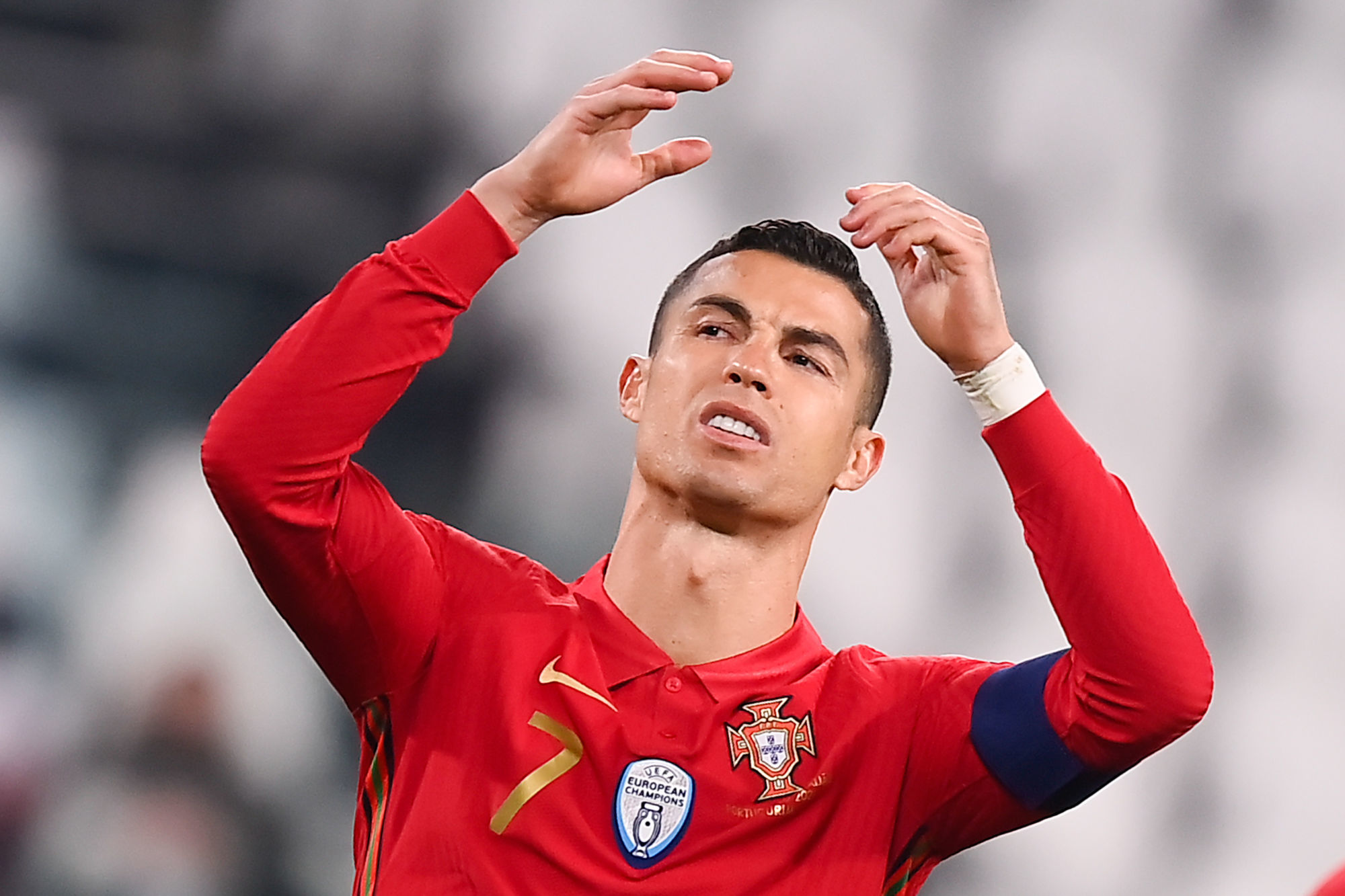 Cristiano Ronaldo fait polémique avec son nouvel appartement, un architecte dénonce son &quot;irrespect&quot;