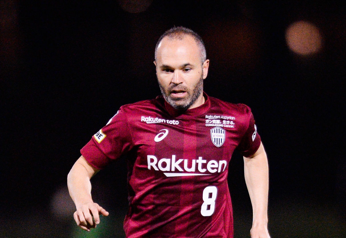 Andrés Iniesta : l&#039;ancienne légende du Barça, blessée, a &quot;encore plus envie de continuer à jouer&quot;
