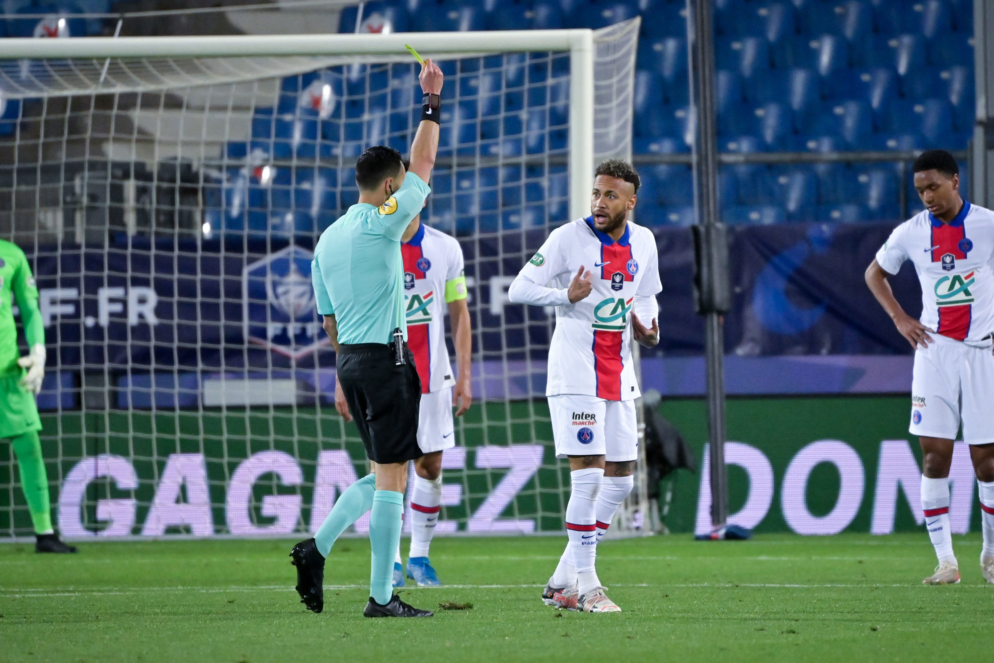 Officiel : Neymar suspendu pour la finale de la Coupe de France !