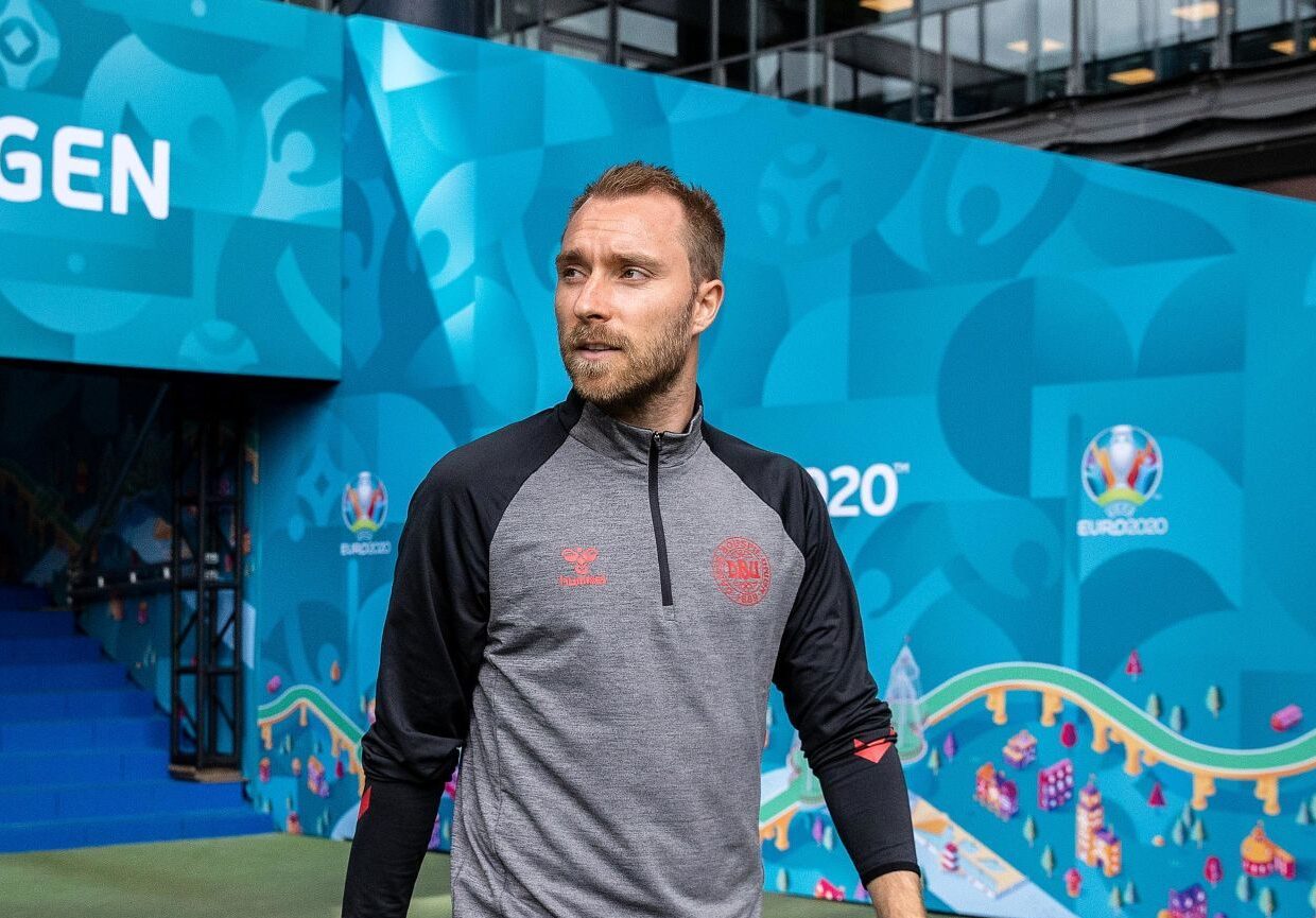 Euro 2020 : Eriksen, victime d&#039;un grave malaise lors de Danemark-Finlande, a repris conscience