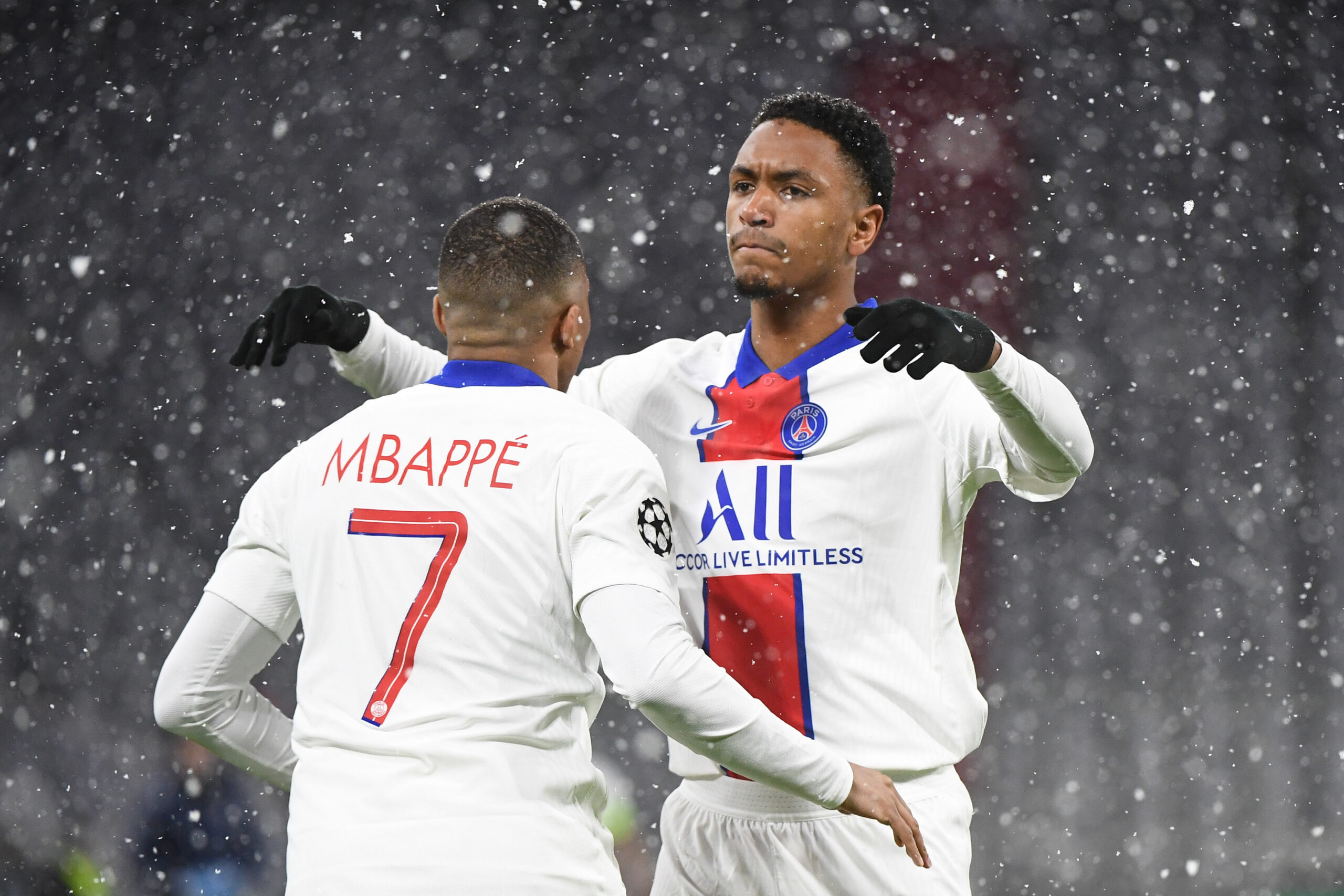 PSG, Mercato : Diallo prêt à faire une &quot;clé de bras&quot; à Mbappé pour qu&#039;il reste