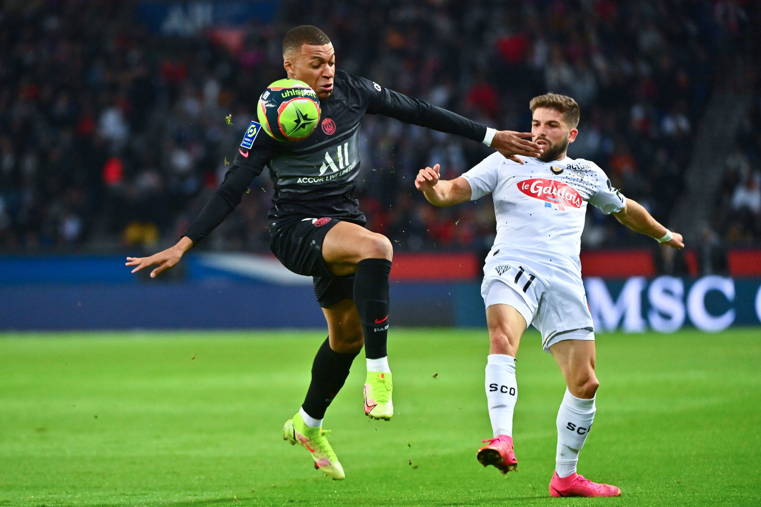 L1 (J10) : Sans briller, le PSG s&#039;impose face à Angers