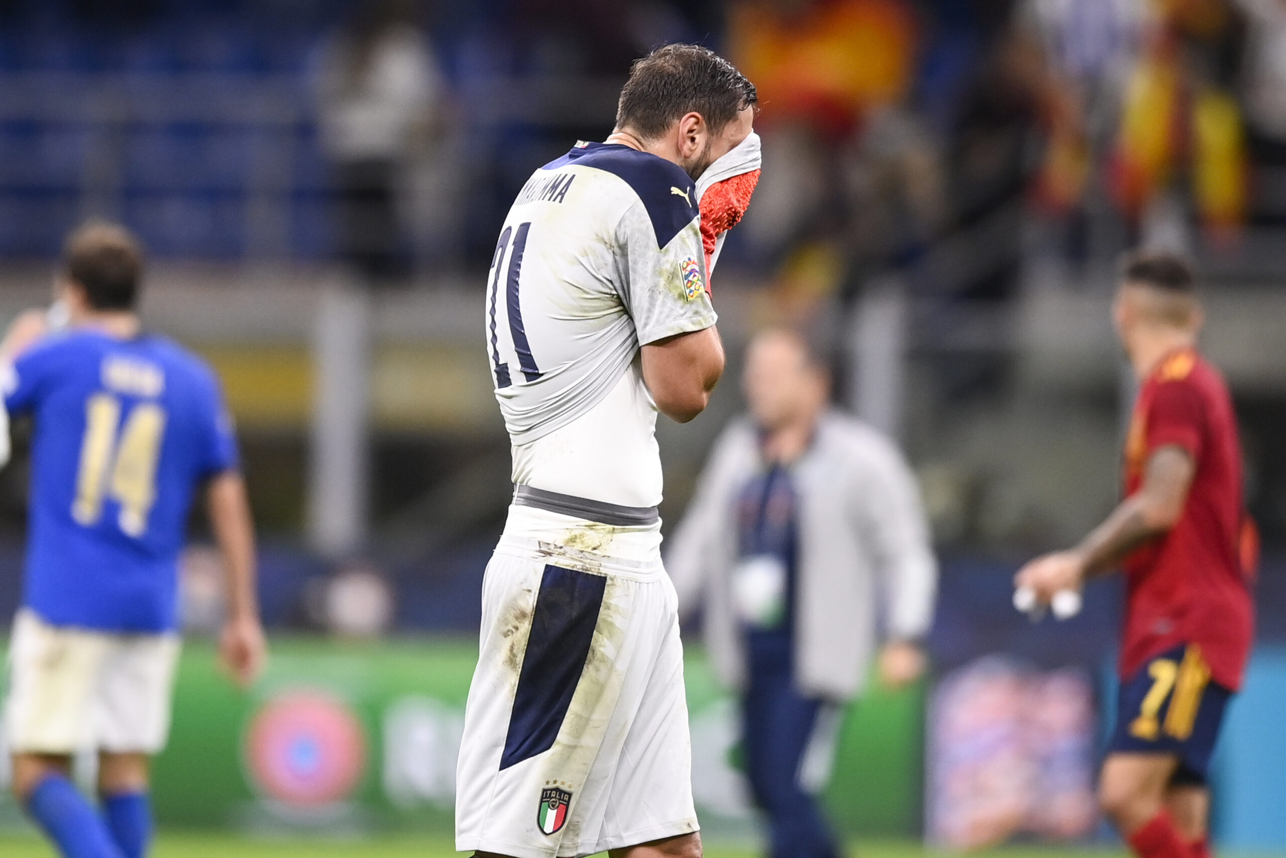 Italie : Sifflé, insulté et en pleurs... la soirée très compliquée de Donnarumma
