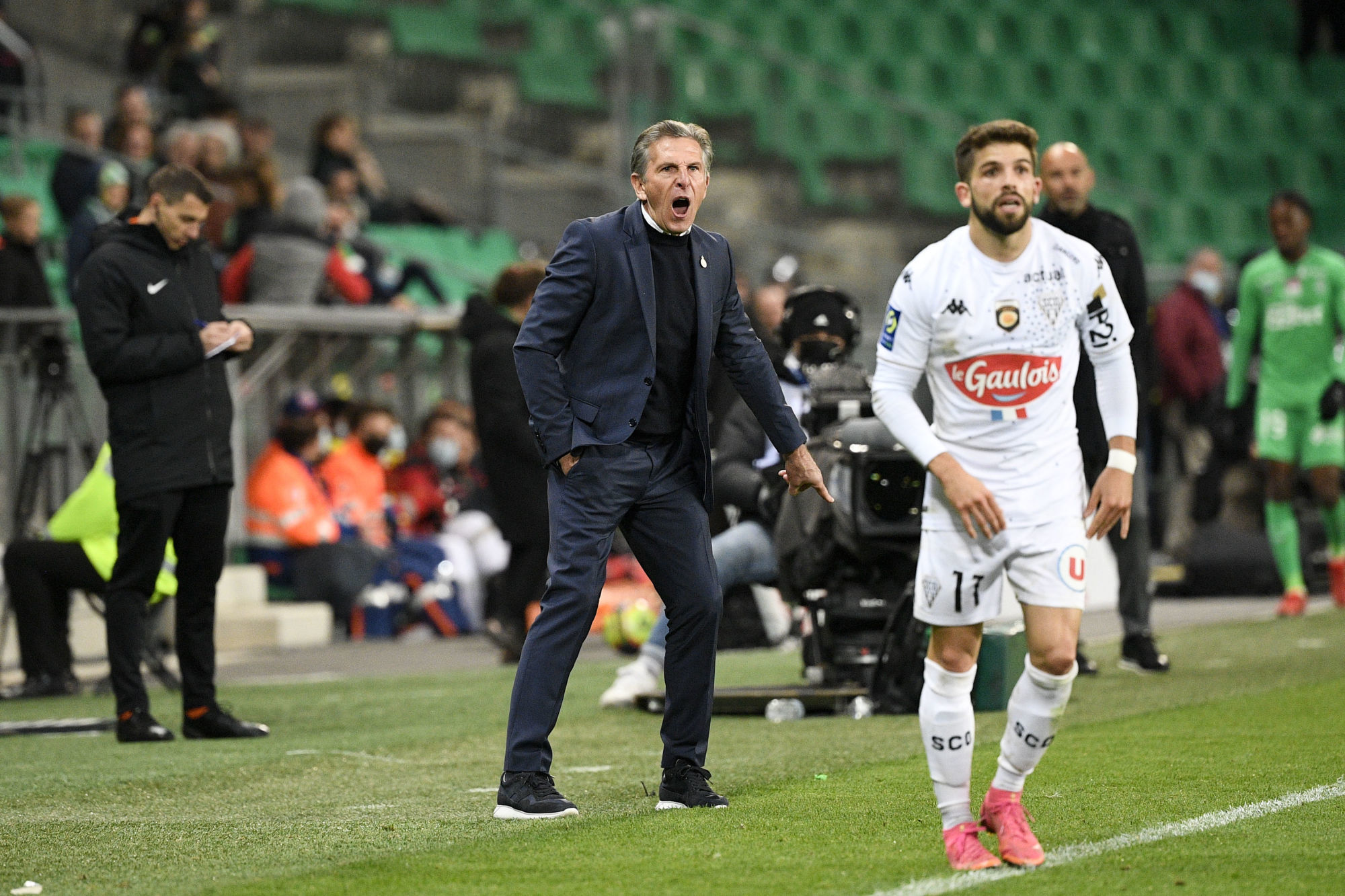 Saint-Etienne : Puel s&#039;exprime sur son avenir après le match mouvementé contre Angers