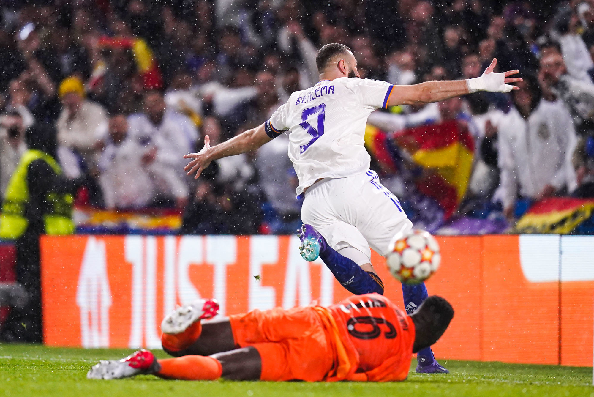 LdC (1/4 aller) : un Benzema XXL porte le Real à Chelsea, Villarreal surprend le Bayern