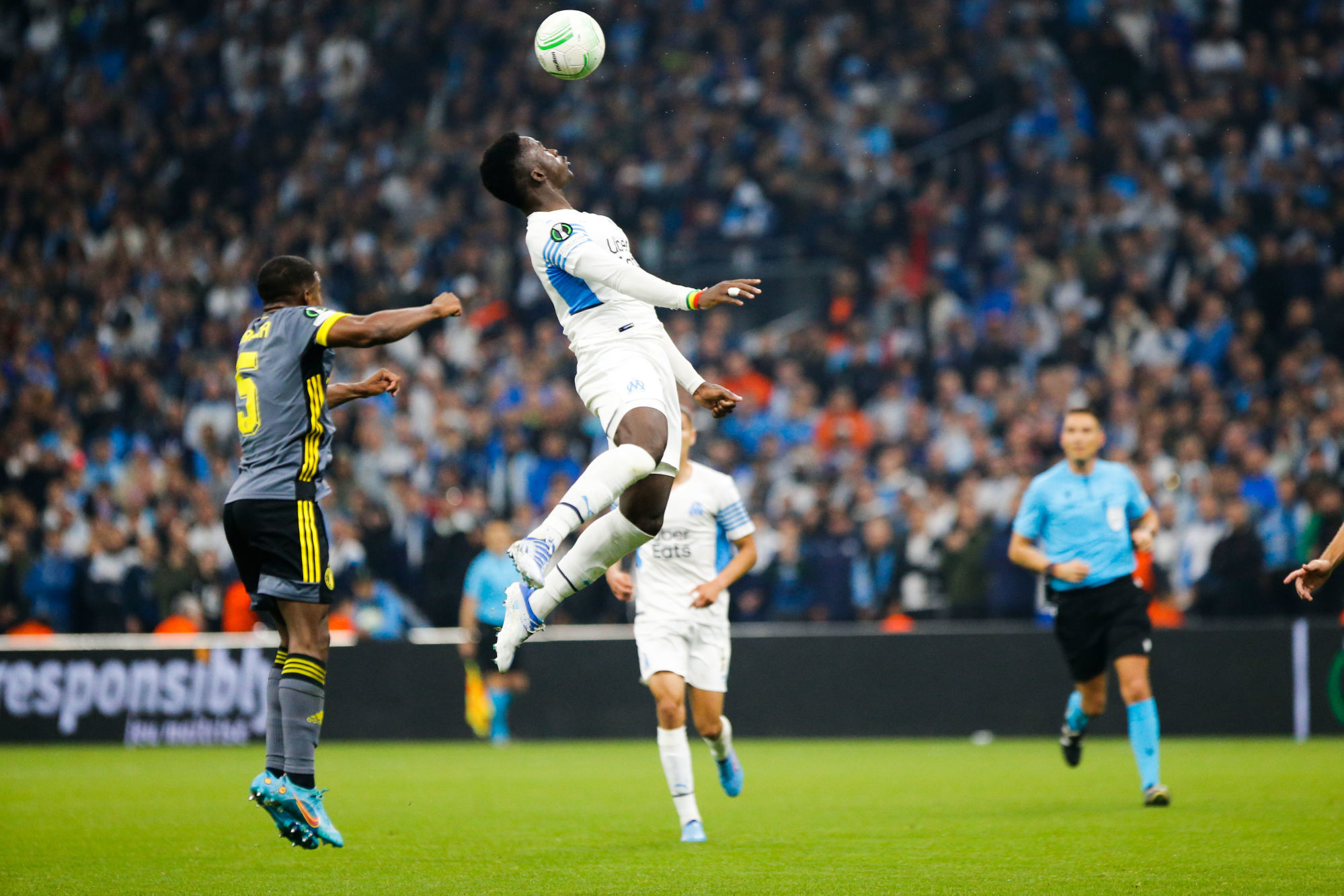 ELC (½ retour) OM - Feyenoord : Feyenoord élimine l&#039;OM et rejoint l&#039;AS Roma en finale