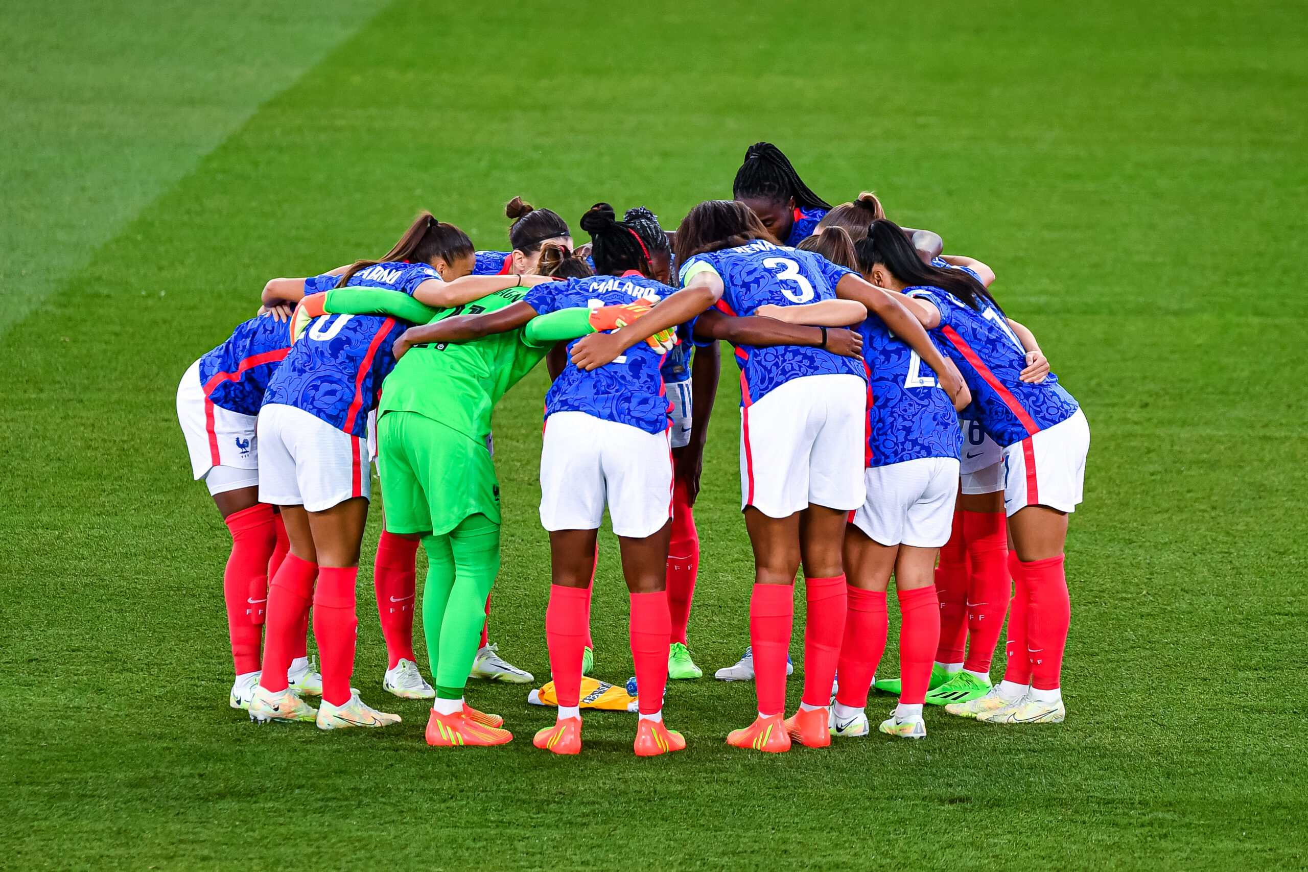 Euro 2022 : battues en demi-finale, les Bleues ont-elles franchi un cap ?