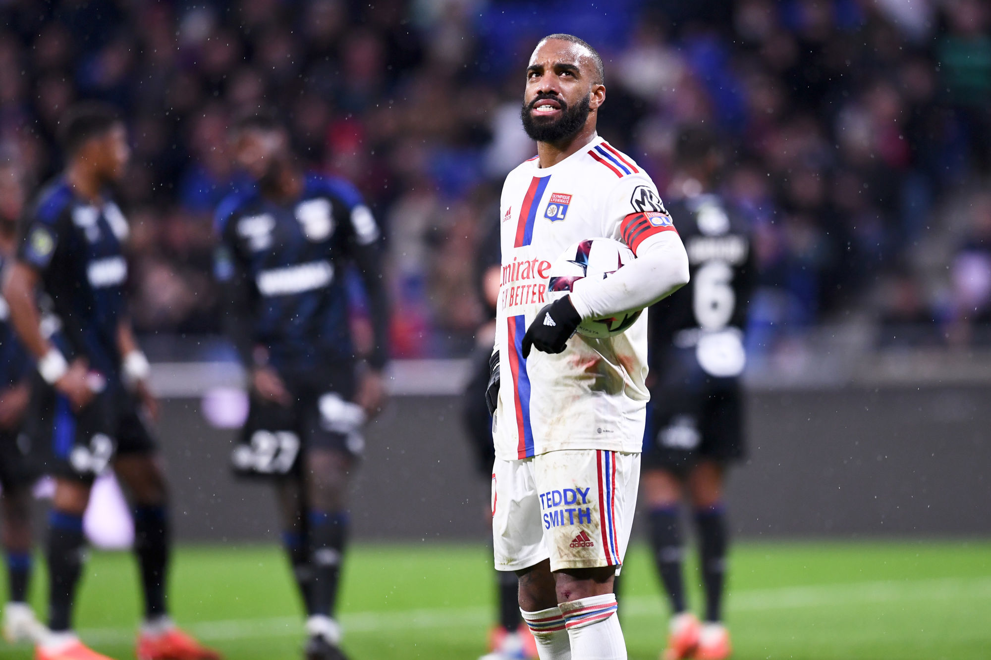L1 (J19) : l&#039;OL tombe pour la huitième fois cette saison face à Strasbourg et s&#039;enfonce dans la crise
