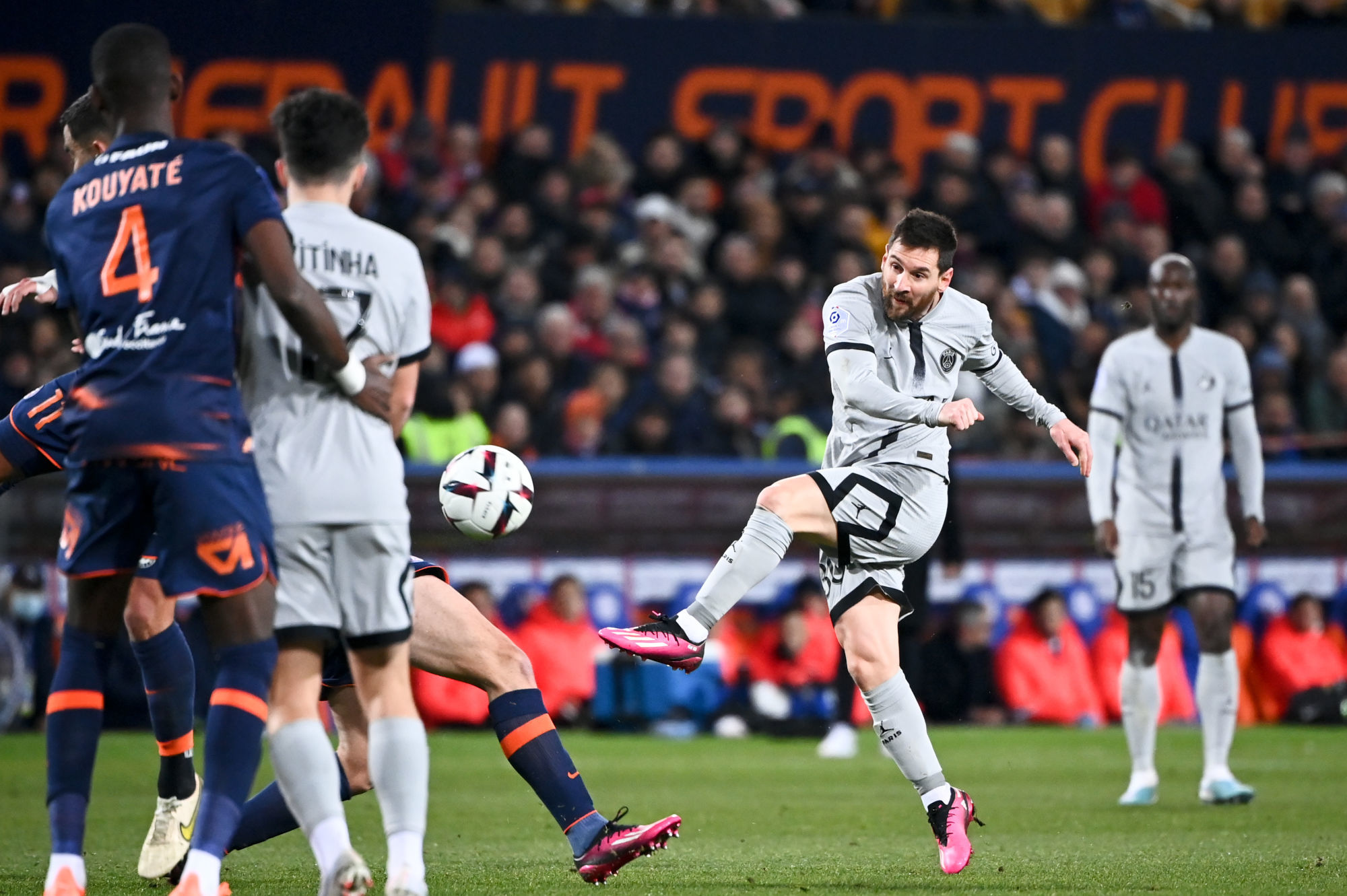 L1 (J21) : Paris, Rennes et Monaco font le travail, Lens et Lyon piétinent