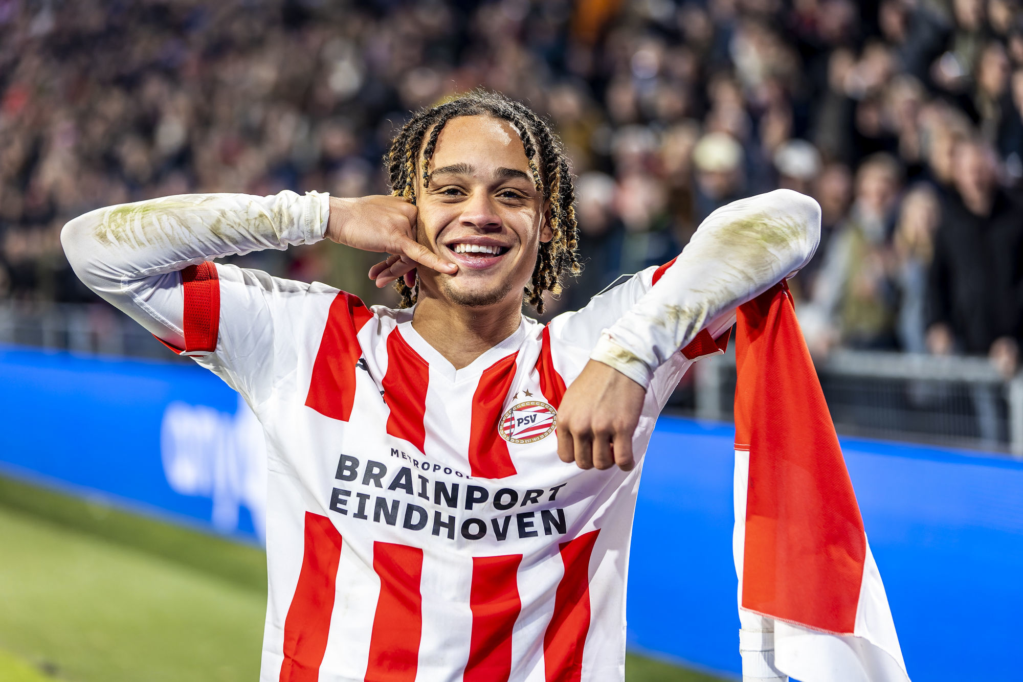 Mercato : Xavi Simons suivi de près par Man Utd et Newcastle !