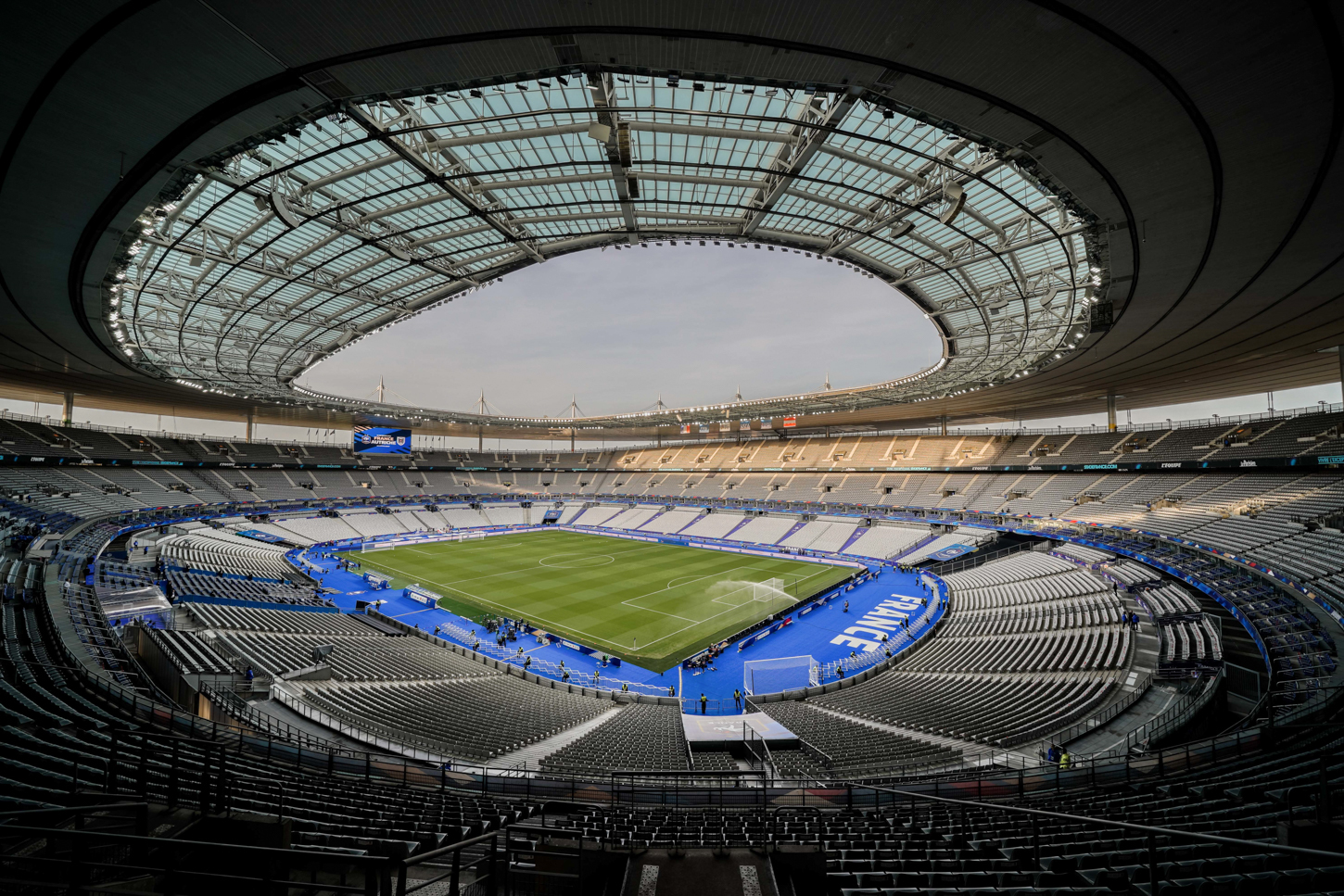 Le PSG prépare une offensive pour acheter le Stade de France
