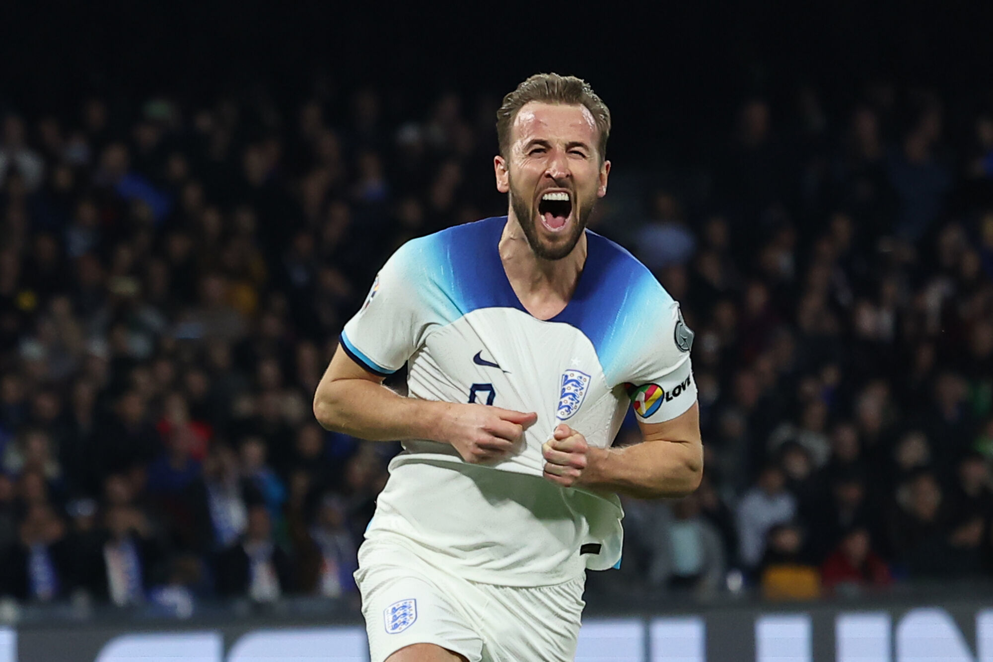 Euro 2024 : l&#039;Italie commence la défense de son titre par une défaite, l&#039;Angleterre s&#039;en sort bien