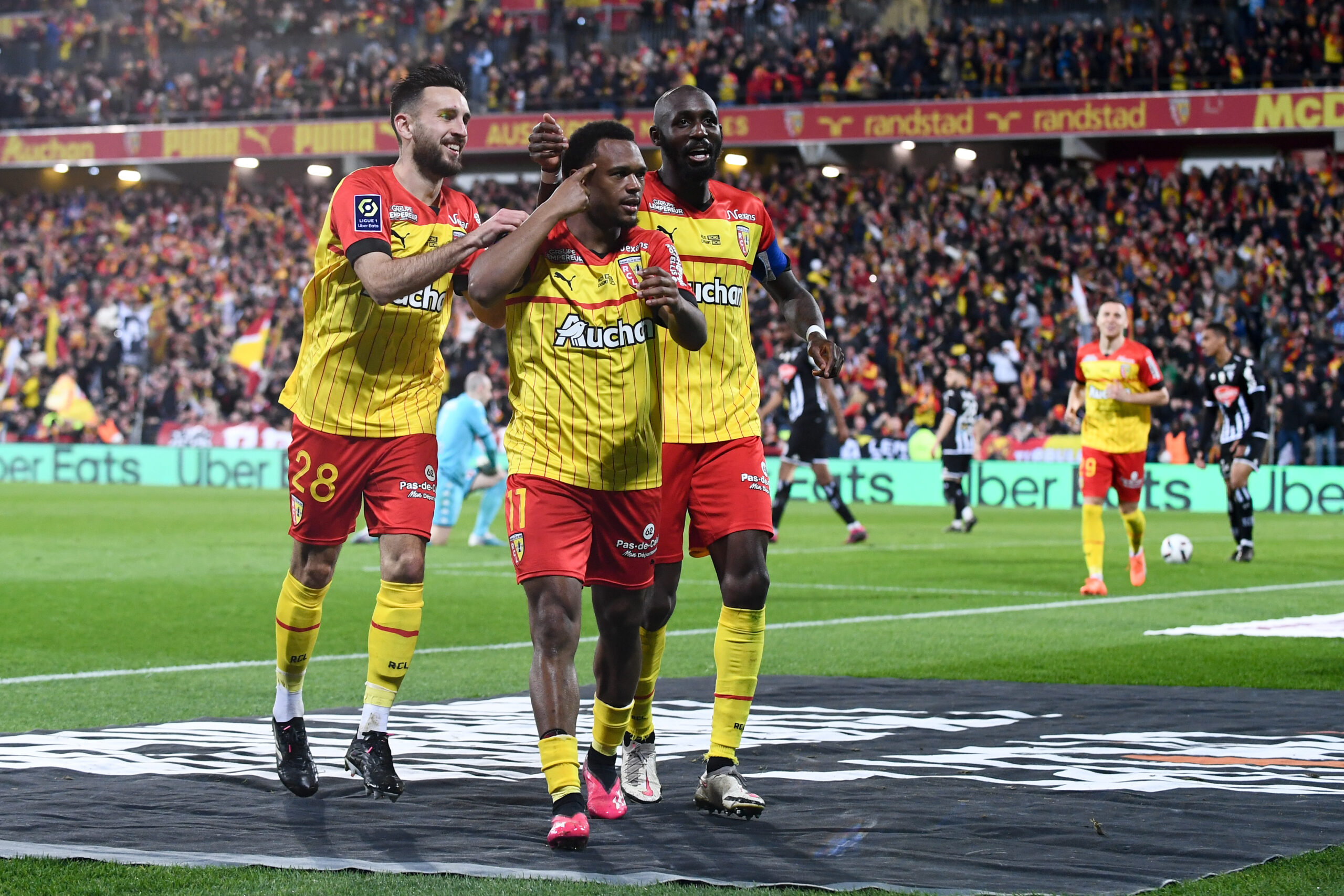L1 (J28) : Lens enfonce Angers et repasse provisoirement dauphin du PSG