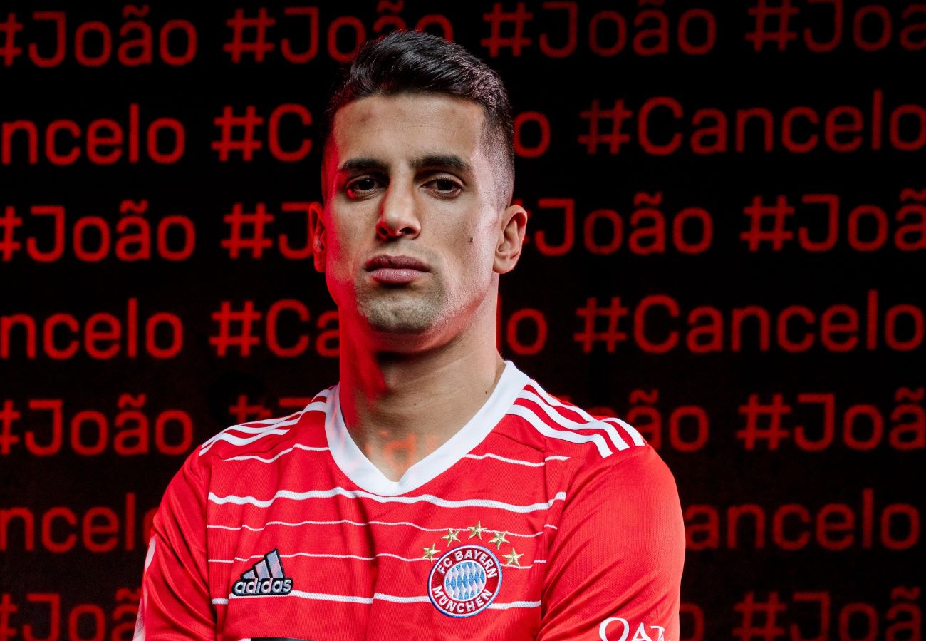 Joao Cancelo, la recrue surprise de l'hiver au Bayern Munich (fcbayern.com)