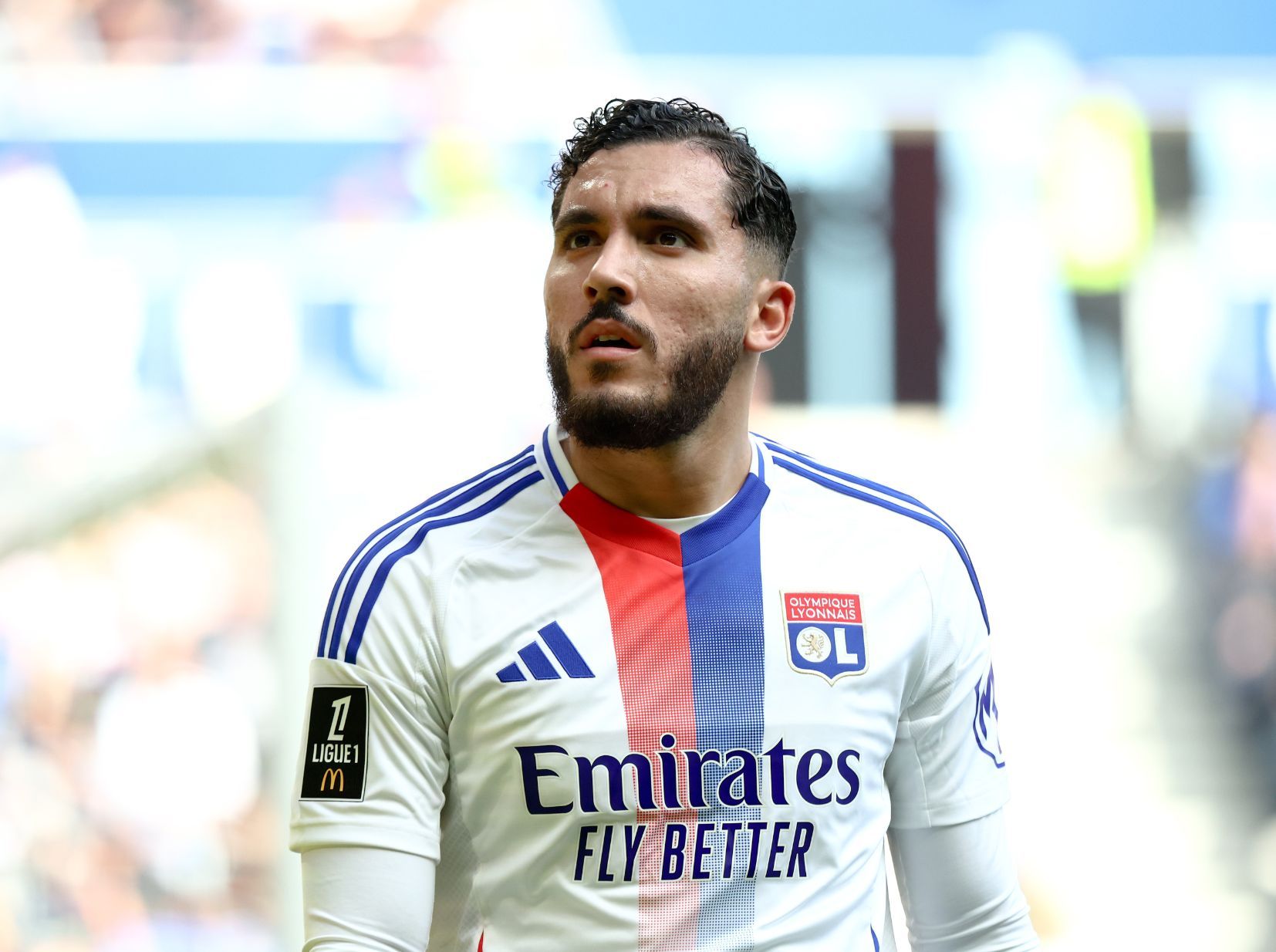 Chelsea entre dans la danse pour Rayan Cherki (OL) !