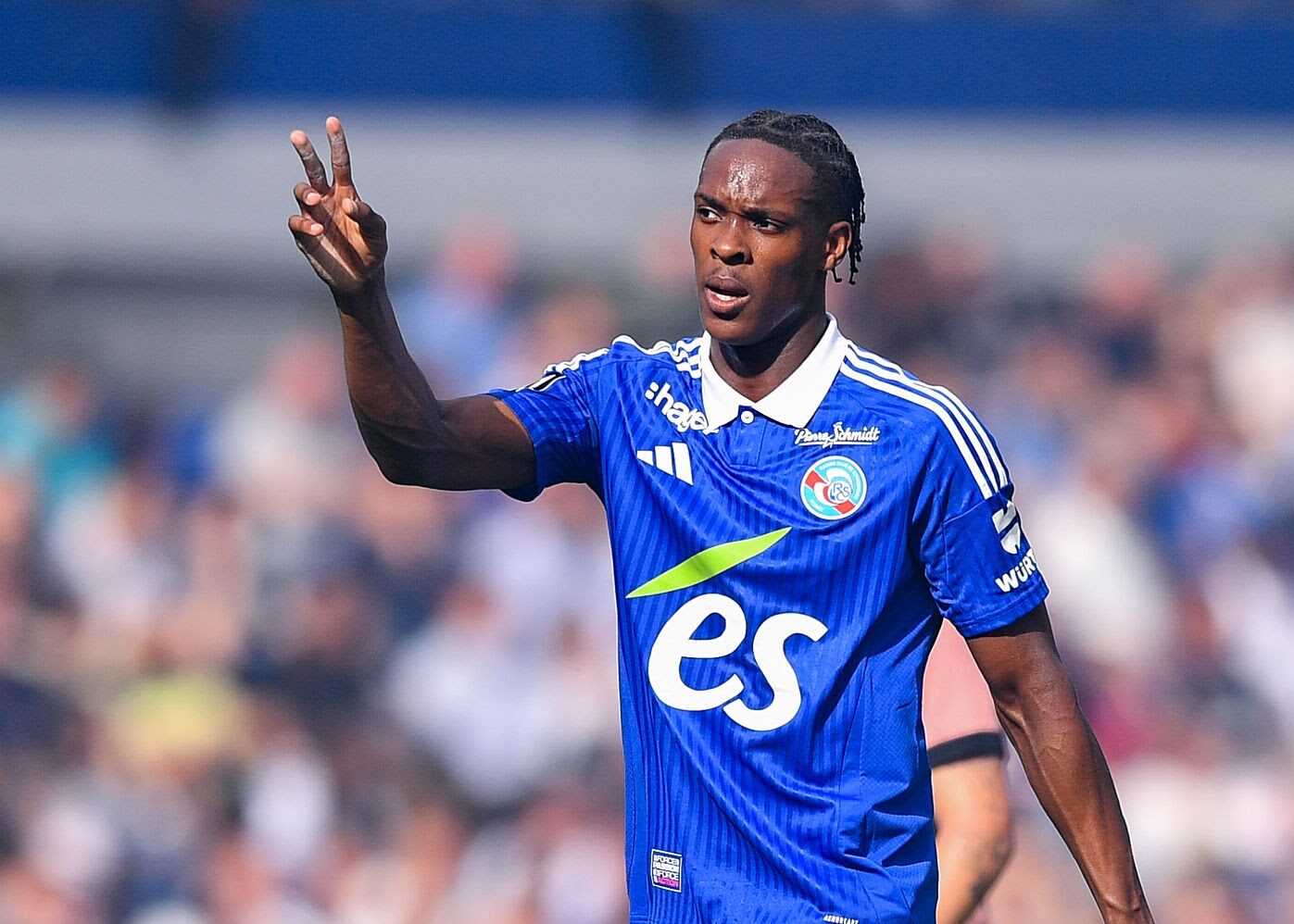 Un ambitieux cador de Serie A veut tenter Emanuel Emegha (RC Strasbourg)