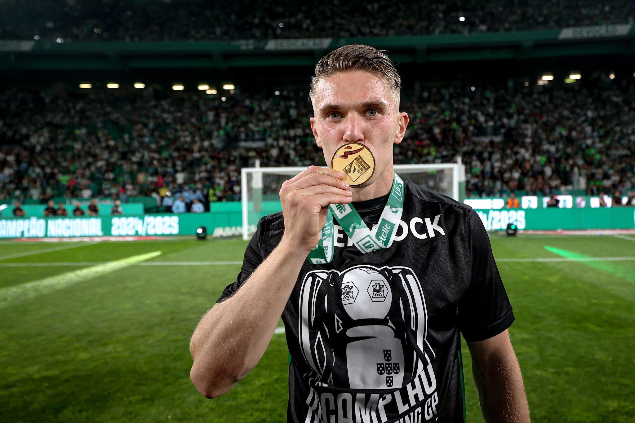 Viktor Gyökeres se moque de Manchester United et fonce chez un rival !