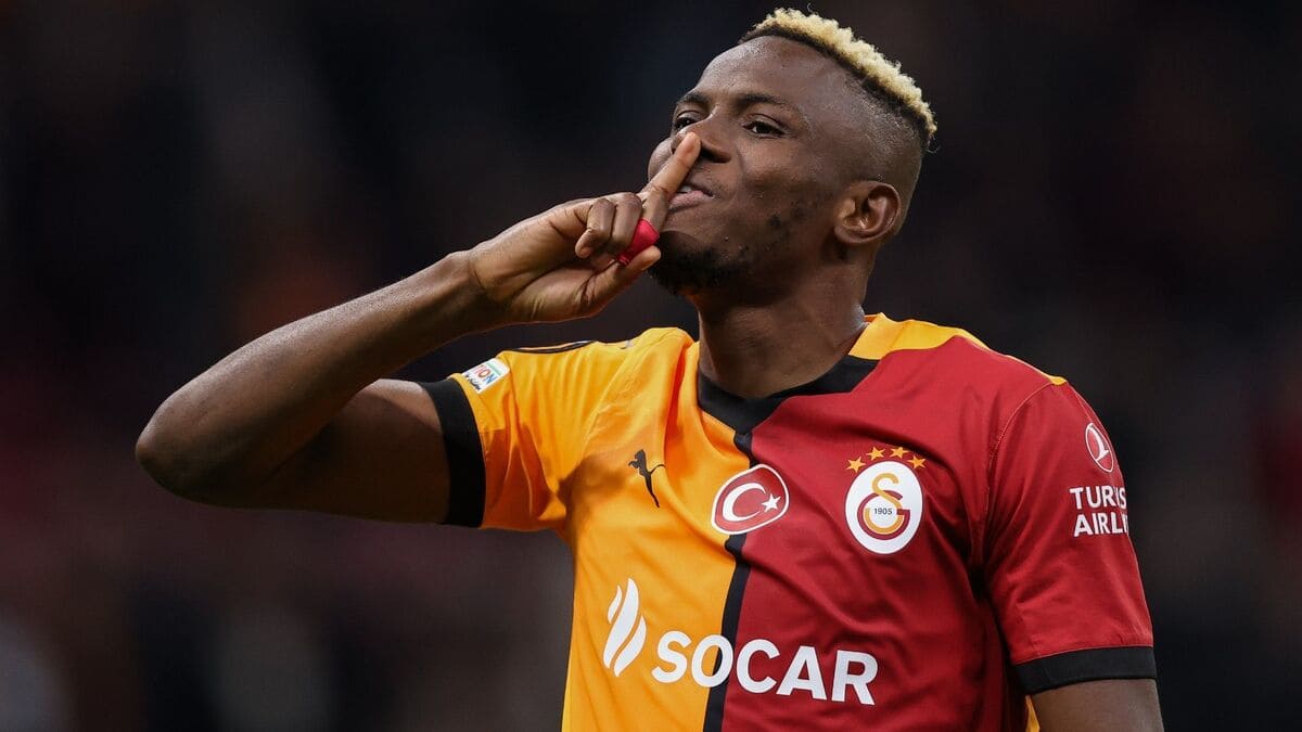 Victor Osimhen a fait son choix, vers une opération à 75 M€