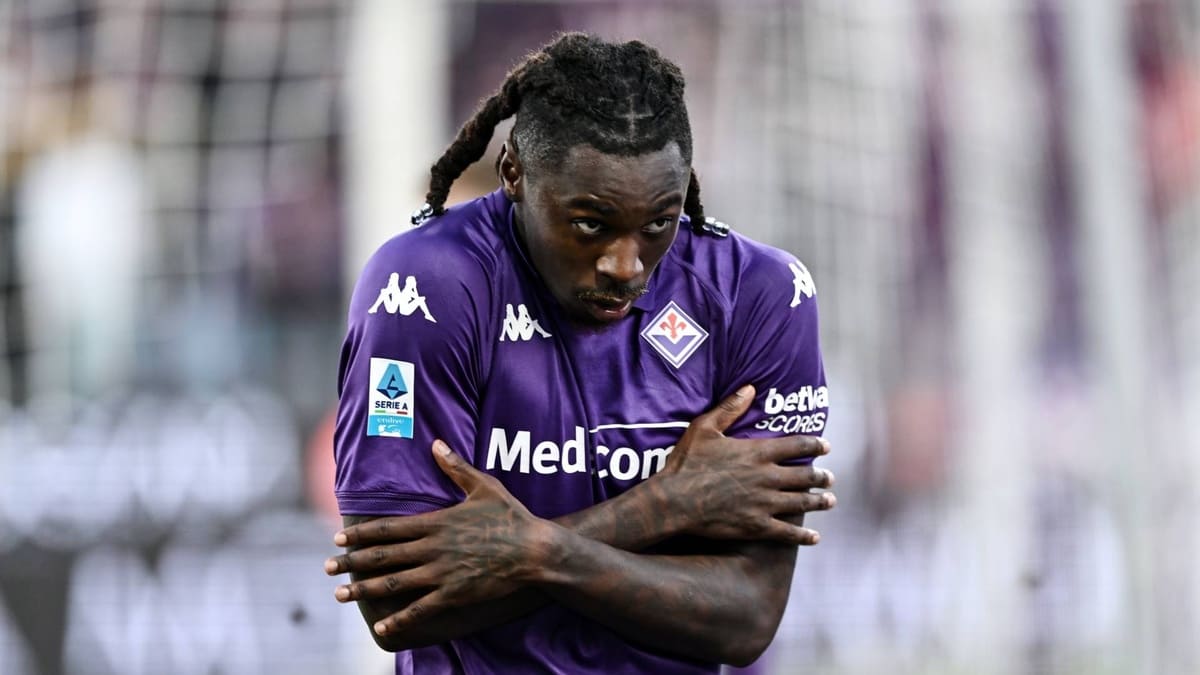 Un ancien du PSG cartonne, Manchester United saute sur l&#039;occasion