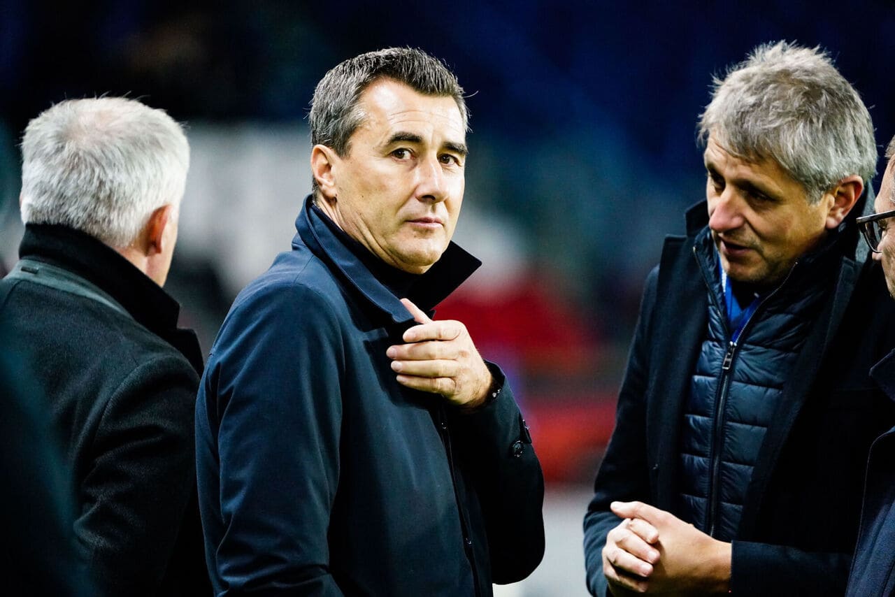 &quot;77% Contenu IA&quot;, le RC Strasbourg communique grâce à ChatGPT et provoque l&#039;hilarité générale
