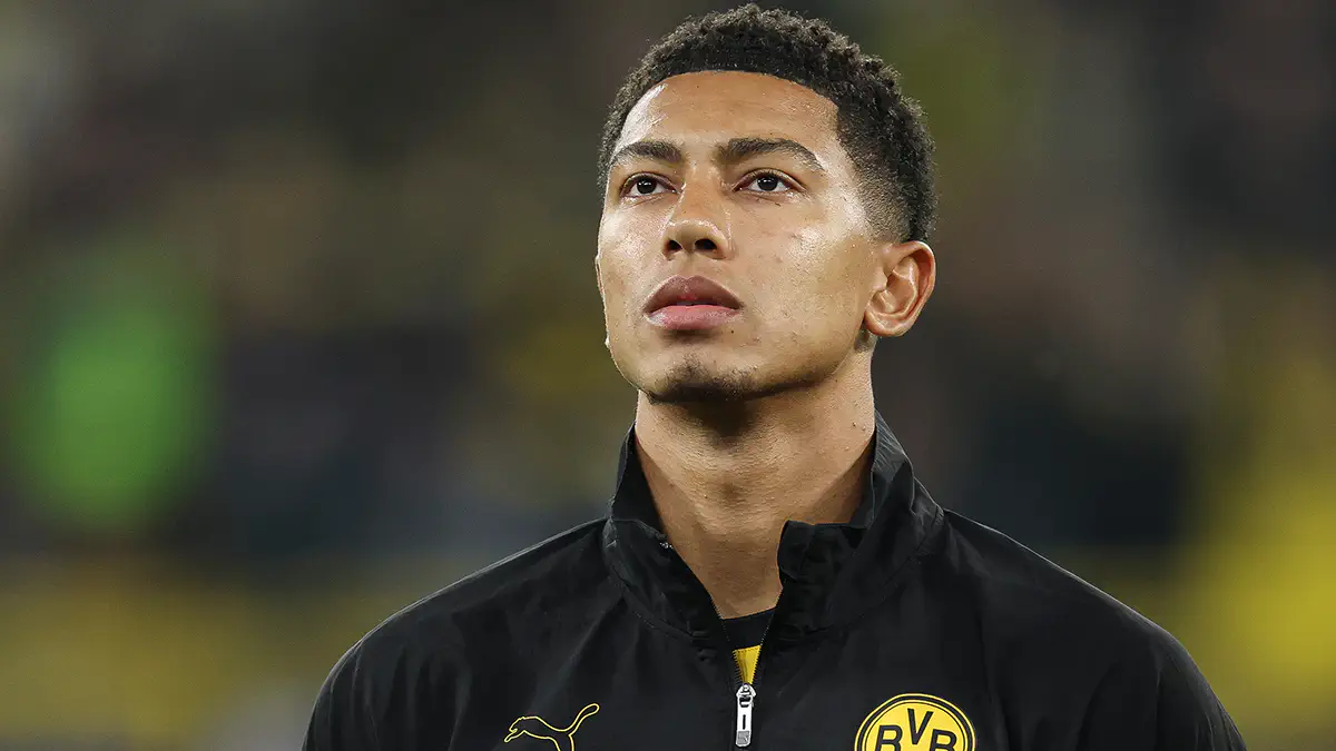 Mercato : Manchester United fait une offre hallucinante pour Bellingham Mercato : Manchester United fait une offre hallucinante pour Bellingham