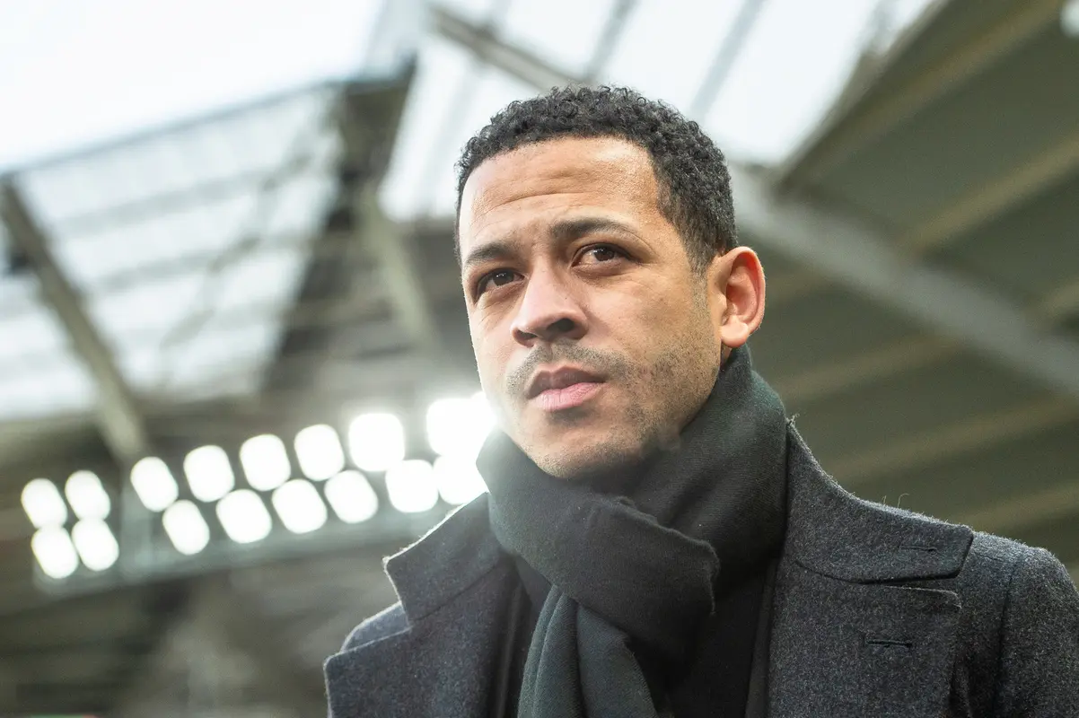 RC Strasbourg : Direction Chelsea dès cet hiver pour Liam Rosenior ?