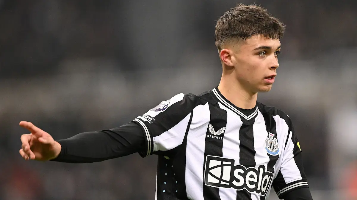 PSG : Qui est Lewis Miley, le phénomène de Newcastle qui fait rêver Paris ?