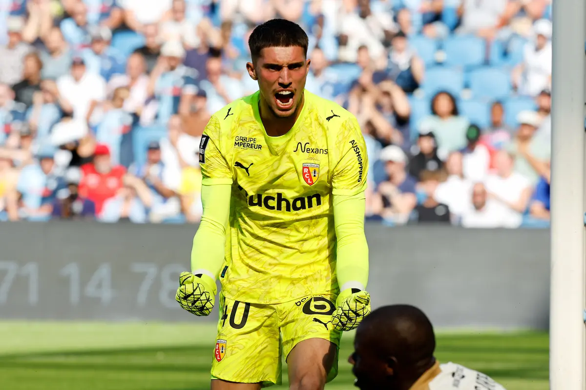 RC Lens : 5 destinations possibles pour Robin Risser