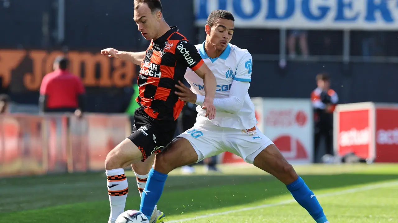 RCSA : Le RC Lens et l'OL refroidis, BlueCo fonce sur un buteur de Ligue 1